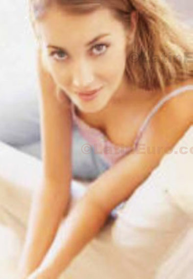 Date this lovely Brazil girl Thamyris from Belem B626