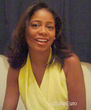 Date this beautiful Brazil girl Girlane from BELO HORIZONTE B6320