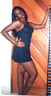 Date this voluptuous Brazil girl Alessandra from RIO DE JANEIRO B6466