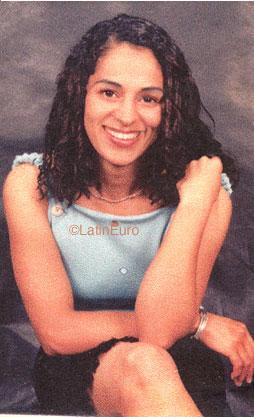 Date this nice looking Brazil girl Ademilde from SAO PAULO B6500