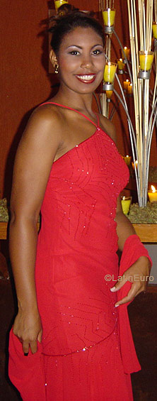 Date this gorgeous Brazil girl Ronilda from CORONEL FABRICIANO B6731