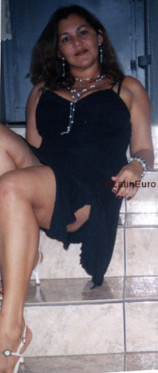 Date this passionate Brazil girl Shely from GOIANIA B6771