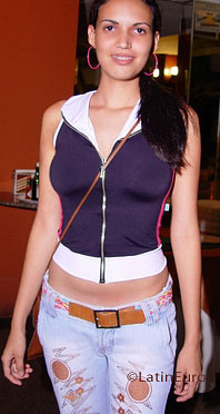 Date this tall Brazil girl Kelcia from RONDONOPOLIS B7105