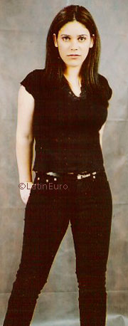 Date this good-looking Brazil girl Alessandra from RIO DE JANEIRO B7124