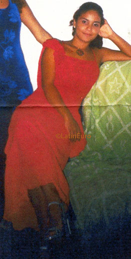 Date this nice looking Brazil girl Marcela from NATAL B7199