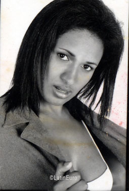 Date this happy Brazil girl Alfrania from SAO PAULO B7402