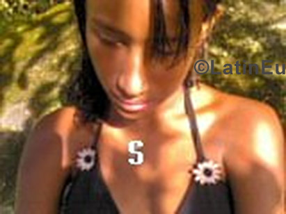 Date this voluptuous Brazil girl Samara from Santos B750