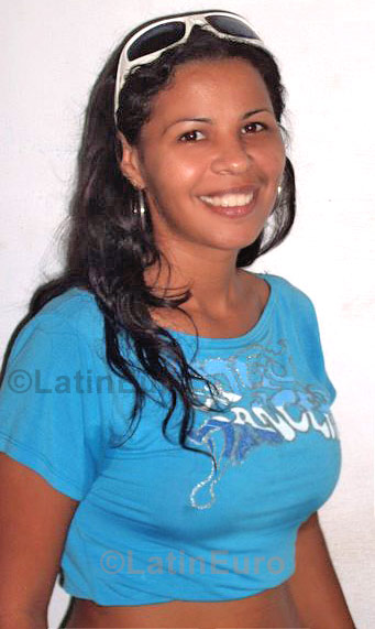 Date this charming Brazil girl Yasmin from Natal B752
