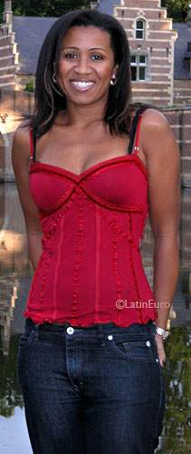 Date this cute Brazil girl Edila from SAO PAULO B7582