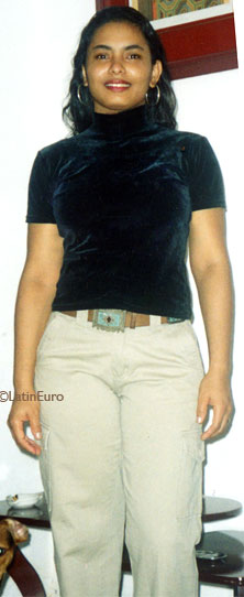 Date this beautiful Brazil girl Rosemeire from RIO DE JANEIRO B7646