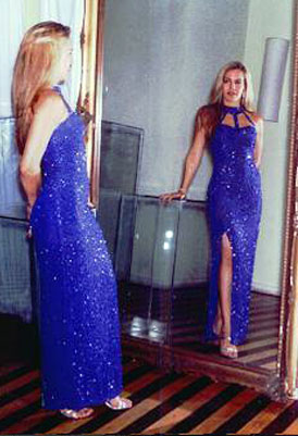 Date this hot Brazil girl Elke from RECIFE B7681