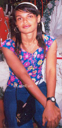 Date this tall Brazil girl Viviane from SALVADOR B8040