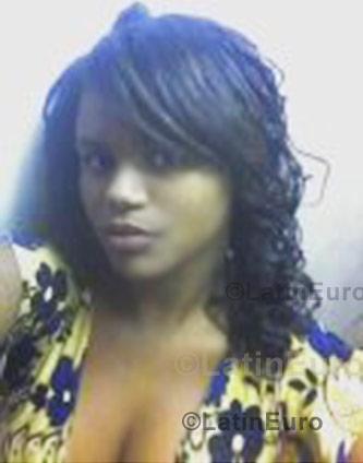 Date this gorgeous Brazil girl Thattyelly from Juiz de Fora B805