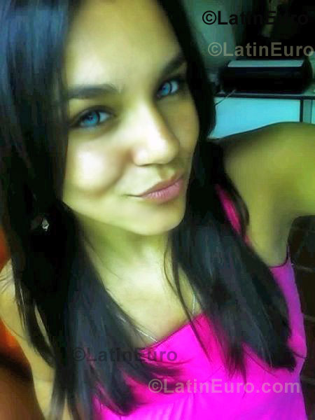 Date this sultry Brazil girl Juliana from Porto Alegre B838