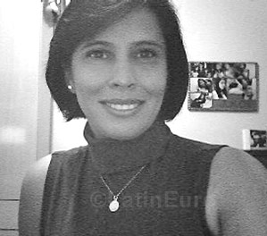 Date this voluptuous Brazil girl Marcia from Moji Guacu B866