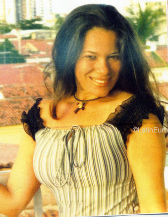 Date this funny Brazil girl Lidia from Fortaleza B327