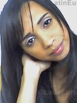 Date this funny Brazil girl Ana from Belo Horizonte B905
