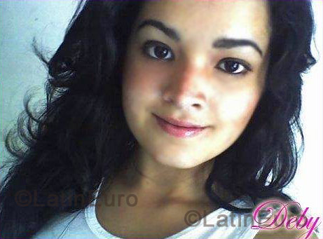 Date this lovely Brazil girl Deborah from Belem B913