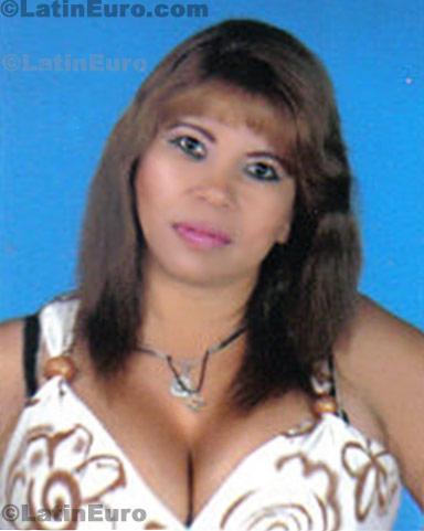 Date this funny Colombia girl Luz from  C8151