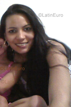 Date this nice looking Colombia girl Bellkys from Barranquilla C8791