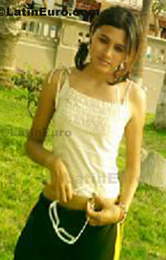 Date this hot Peru girl Claudia from Lima N-1016