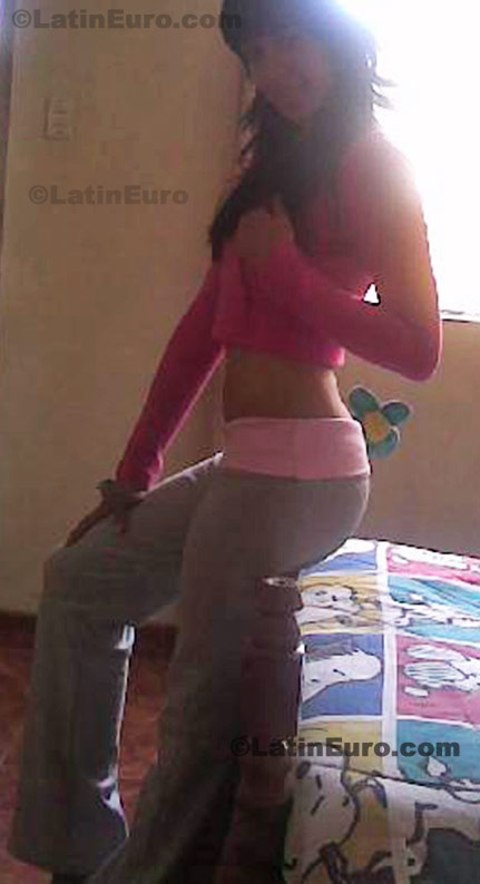 Date this good-looking Peru girl Maria from Arequipa N-1311