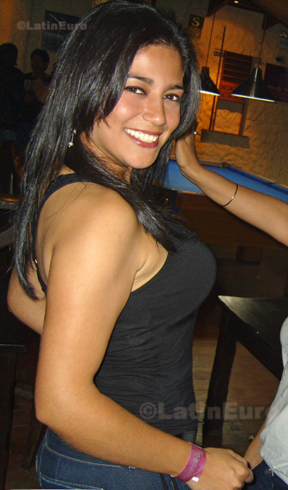 Date this cute Peru girl Ana from Chiclayo N-1355