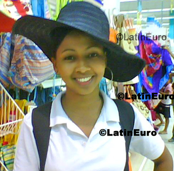 Date this tall Dominican Republic girl Gabriela from Santo Domingo N-1447