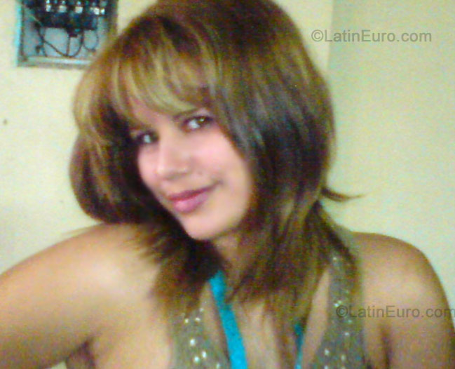 Date this stunning Honduras girl Karen from San Pedro Sula N-1607