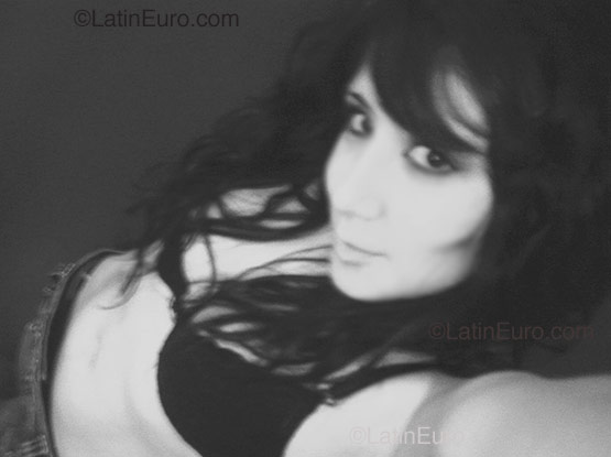 Date this attractive Peru girl Allison from Lima N-366