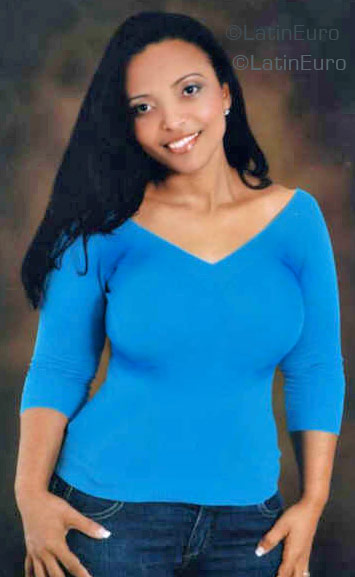 Date this tall Dominican Republic girl Benita from Santiago N-33