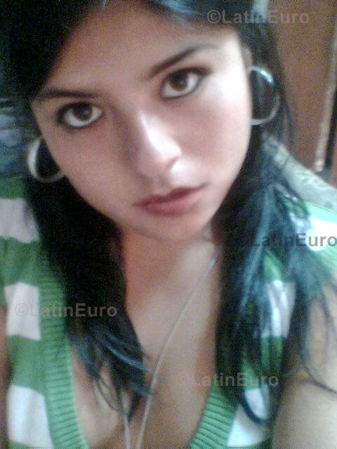 Date this stunning Peru girl Maria from Lima N-433