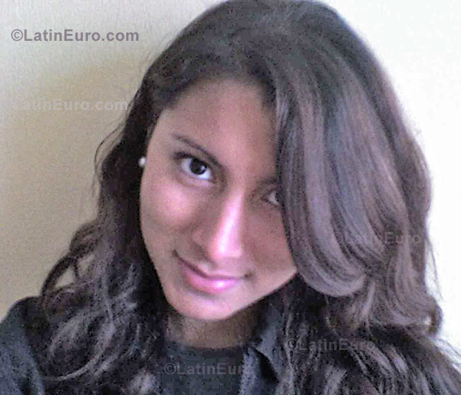 Date this georgeous Peru girl Alicia from Lima N-439