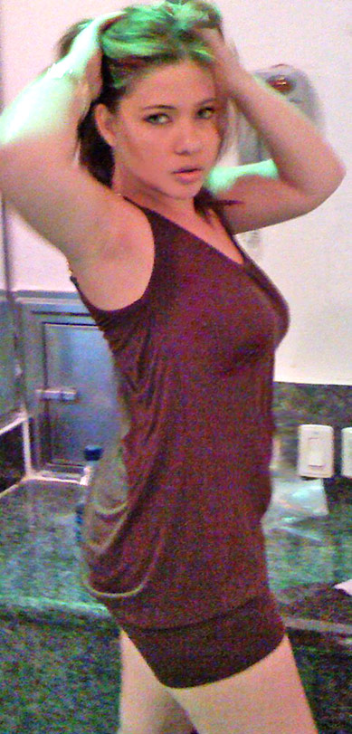 Date this happy Dominican Republic girl Anis from Santiago N-529