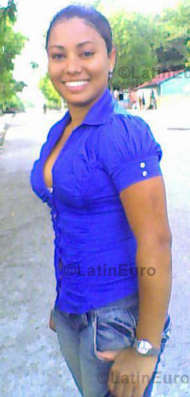 Date this sultry Any Country girl Yinet from Santo Domingo N-694