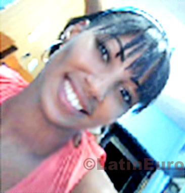 Date this georgeous Dominican Republic girl Kenia from Boca Chica N-798