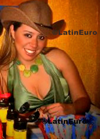 Date this beautiful Mexico girl Elizabeth from Jardines Del Moral N-854