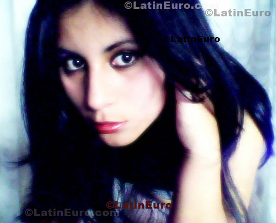 Date this young Peru girl Nataly from Cajamarca N-975