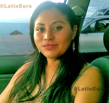 Date this delightful Mexico girl Silvia from Cancun N-985