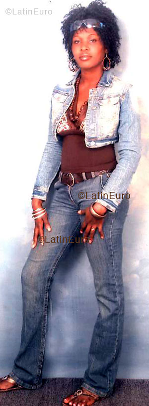 Date this hot Jamaica girl Dealene from  N1019