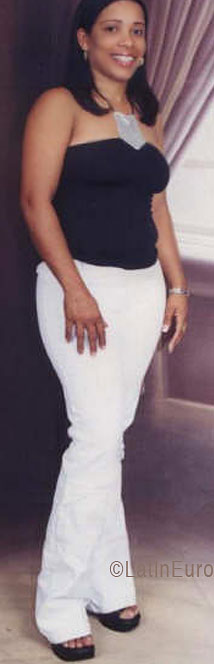 Date this stunning Dominican Republic girl Yudelkis from  N1162