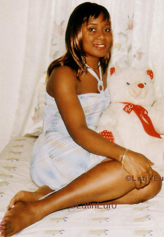 Date this tall Any Country girl Nadine from  N1333