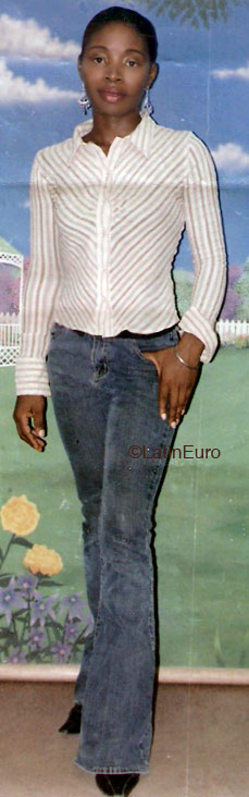 Date this stunning Honduras girl Georgina from San Pedro Sula N1379