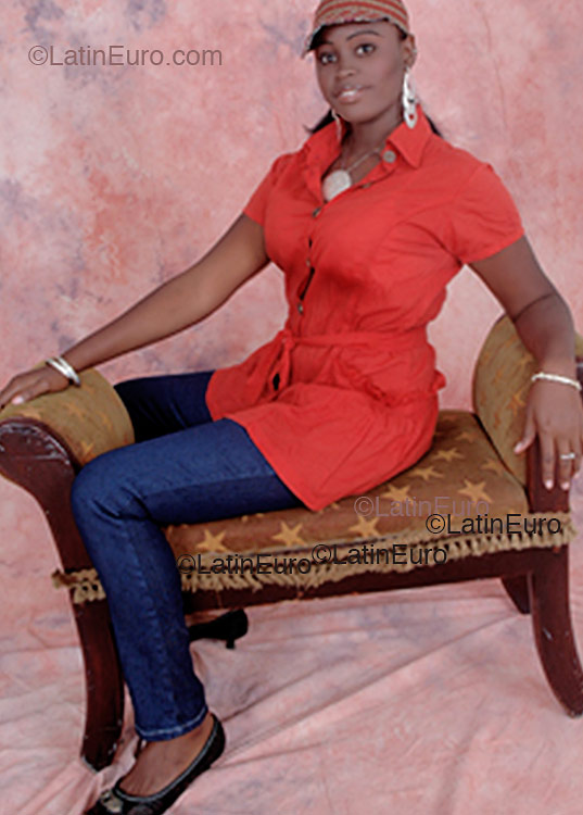 Date this nice looking Any Country girl Jessica from  N149