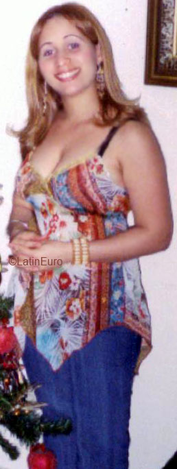 Date this foxy Dominican Republic girl Mariela from Santo Domingo N1552