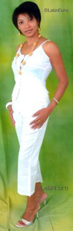 Date this young Any Country girl Marcia from  N174