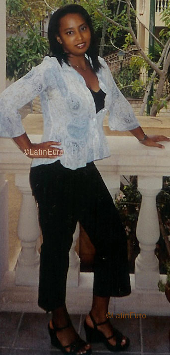 Date this hard body Spain girl Berenice from  N2041