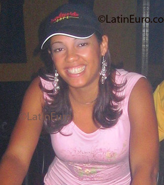 Date this gorgeous Dominican Republic girl Susan from Punta Cana N204