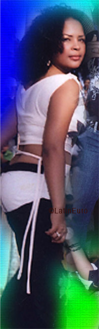 Date this delightful Any Country girl Ruth from  N2070