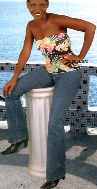 Date this attractive Jamaica girl Keresha from  N2305